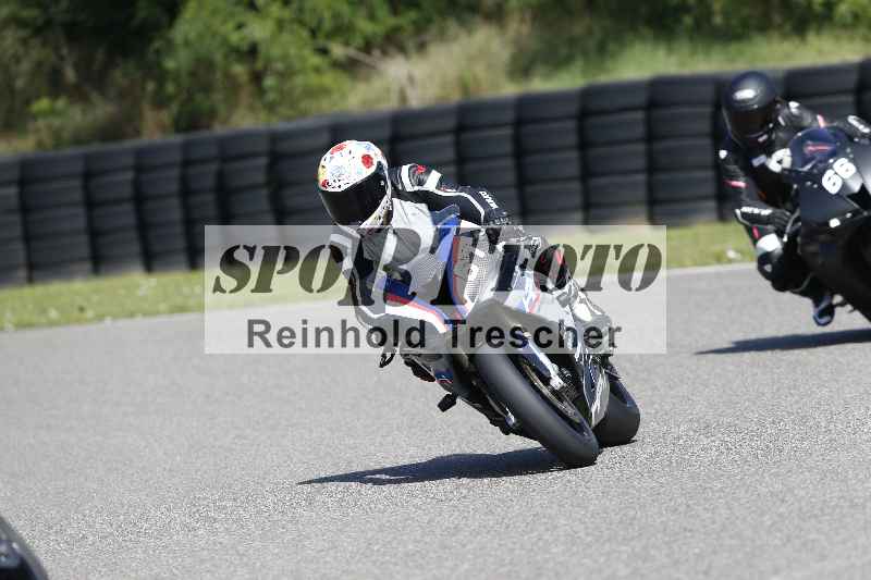 /Archiv-2025/42 07.08.2025 Peter Studer Girls Day ADR/Gruppe pink/61